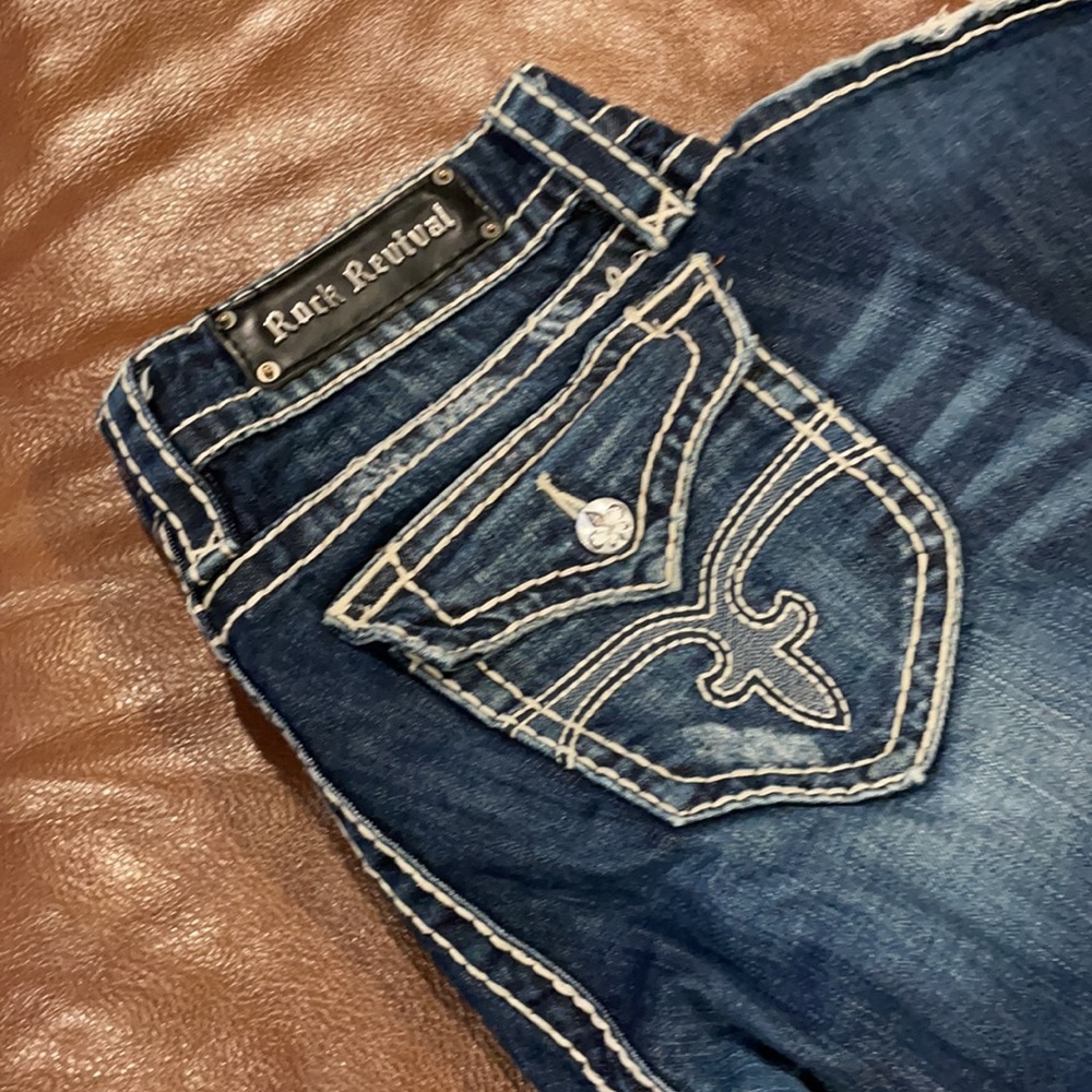 Jeans - Picture 2 of 2